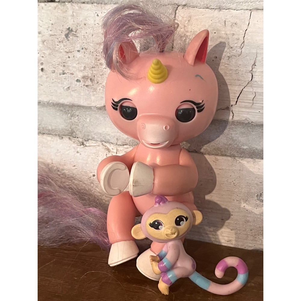 WowWee Fingerlings 5" Pink Unicorn Gemme & Mini Fingerling Purple Monkey